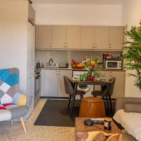 Apartment Nomad's Nook - Mediterranean Boho Escape *