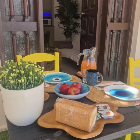 Nomad's Nook - Mediterranean Boho Escape