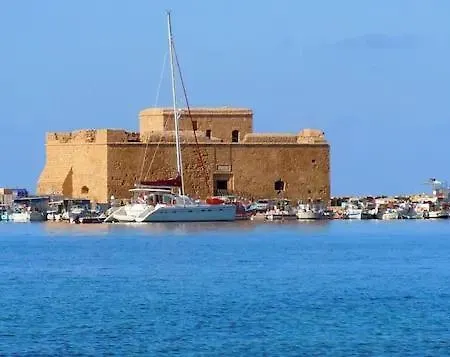 Nomad's Nook - Mediterranean Boho Escape Apartment