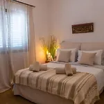 Nomad's Nook - Mediterranean Boho Escape