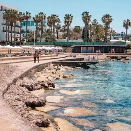 Nomad's Nook - Mediterranean Boho Escape *