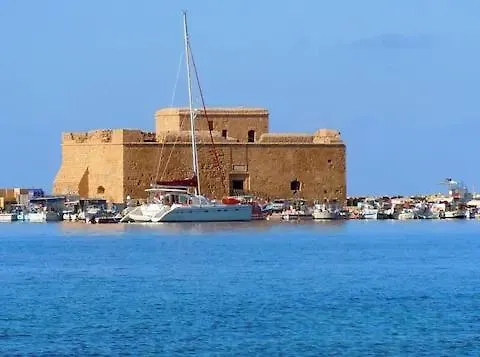 Nomad's Nook - Mediterranean Boho Escape アパート